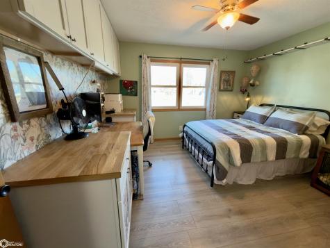 811 9th Street NW Mason City IA 50401