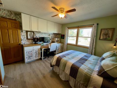 811 9th Street NW Mason City IA 50401