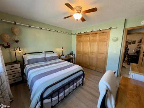 811 9th Street NW Mason City IA 50401