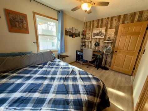 811 9th Street NW Mason City IA 50401