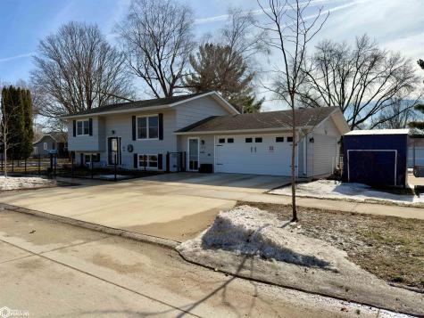 811 9th Street NW Mason City IA 50401
