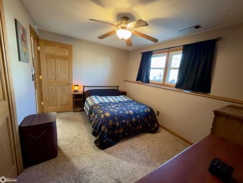 811 9th Street NW Mason City IA 50401