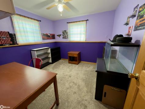 811 9th Street NW Mason City IA 50401