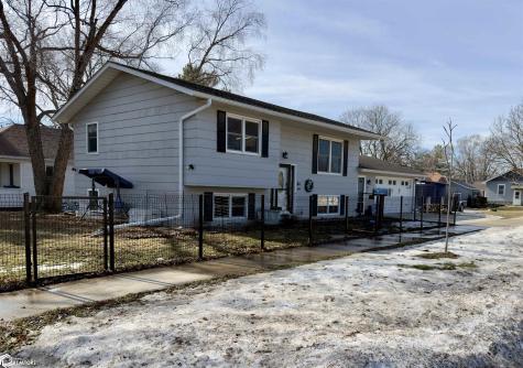 811 9th Street NW Mason City IA 50401