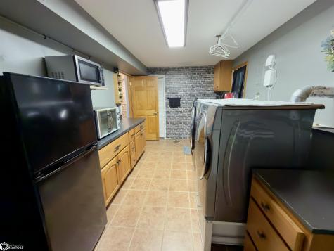 811 9th Street NW Mason City IA 50401