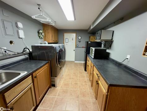 811 9th Street NW Mason City IA 50401