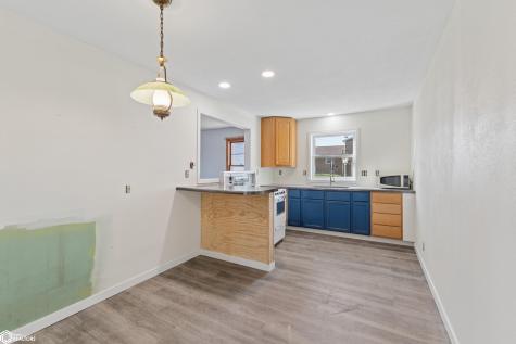 17 Clear View Drive Ventura IA 50482