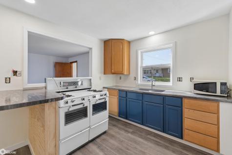 17 Clear View Drive Ventura IA 50482