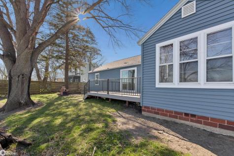17 Clear View Drive Ventura IA 50482