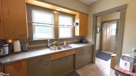 125 4th Street NW Mason City IA 50401