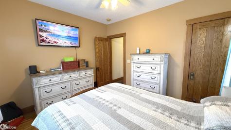 125 4th Street NW Mason City IA 50401