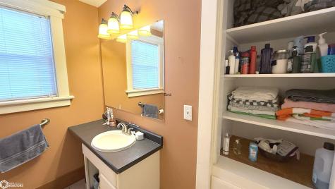 125 4th Street NW Mason City IA 50401