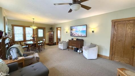 125 4th Street NW Mason City IA 50401