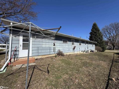 1909 Main Avenue Clear Lake IA 50428