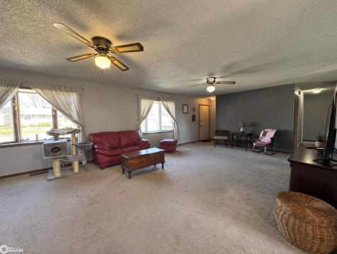 1909 Main Avenue Clear Lake IA 50428
