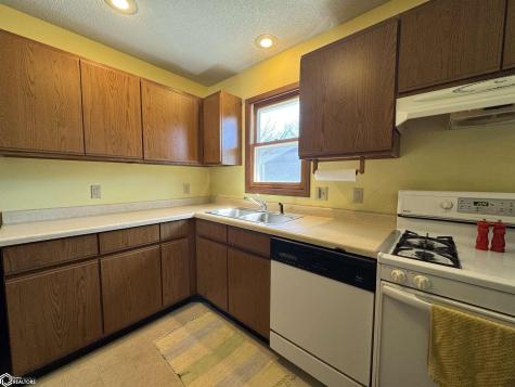 1909 Main Avenue Clear Lake IA 50428
