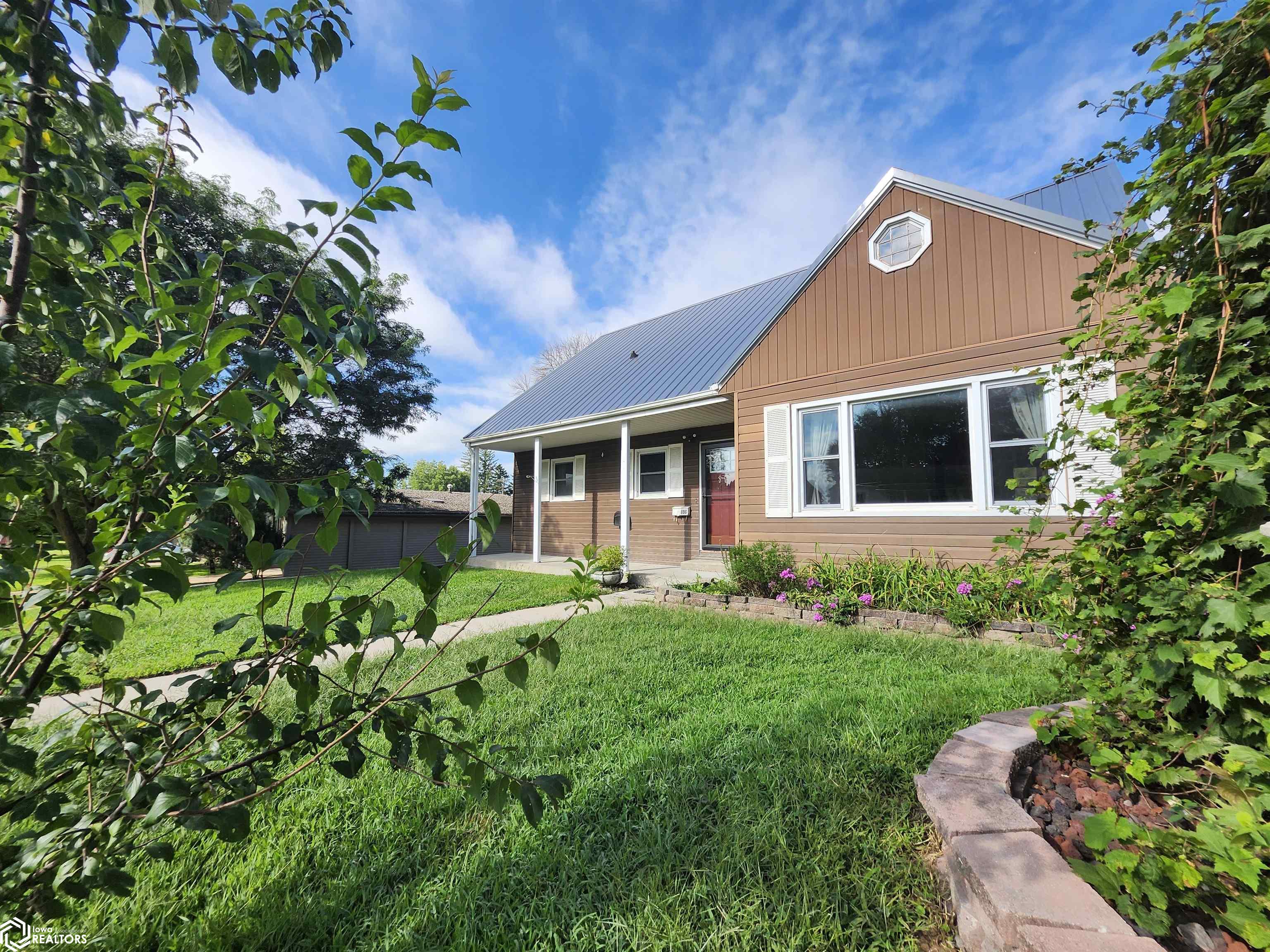 806 Forest Drive Forest City IA 50436