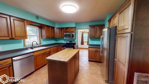806 Forest Drive Forest City IA 50436