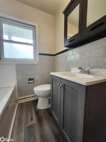 806 Forest Drive Forest City IA 50436