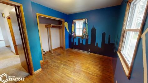 806 Forest Drive Forest City IA 50436