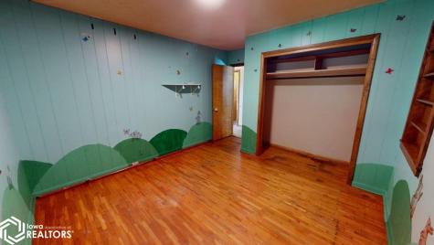 806 Forest Drive Forest City IA 50436