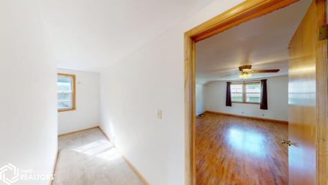 806 Forest Drive Forest City IA 50436