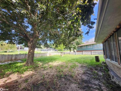 806 Forest Drive Forest City IA 50436