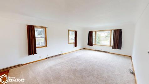 806 Forest Drive Forest City IA 50436