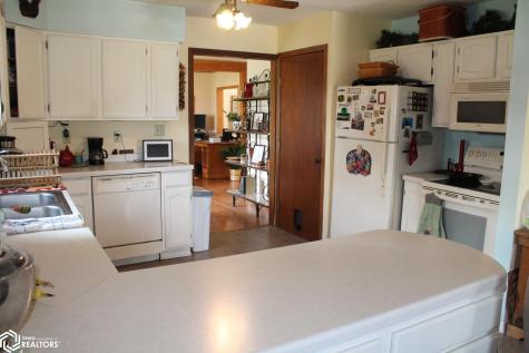 2215 200th Street Garner IA 50438