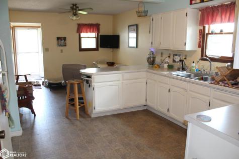 2215 200th Street Garner IA 50438