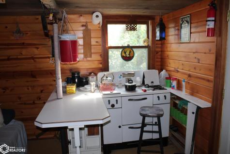 2215 200th Street Garner IA 50438