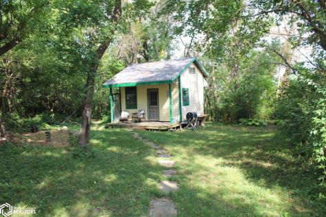 2215 200th Street Garner IA 50438