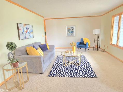 225 Jamestown Road Mason City IA 50401