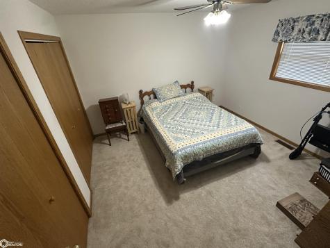 516 3rd Street SW Belmond IA 50421