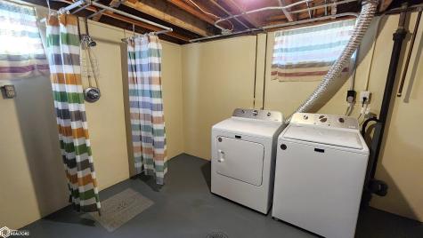 212 S Ohio Avenue Mason City IA 50401