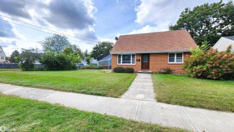 212 S Ohio Avenue Mason City IA 50401