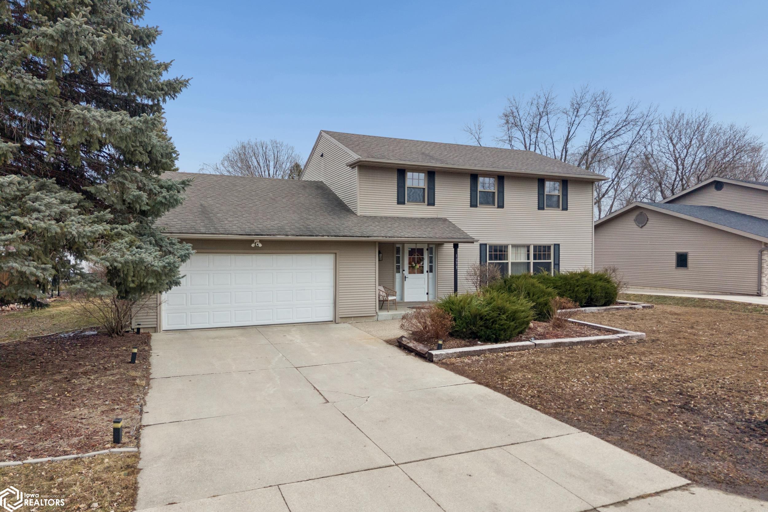 1773 Springview Drive Mason City IA 50401