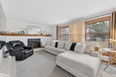 1773 Springview Drive Mason City IA 50401