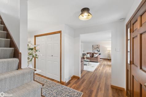 1773 Springview Drive Mason City IA 50401