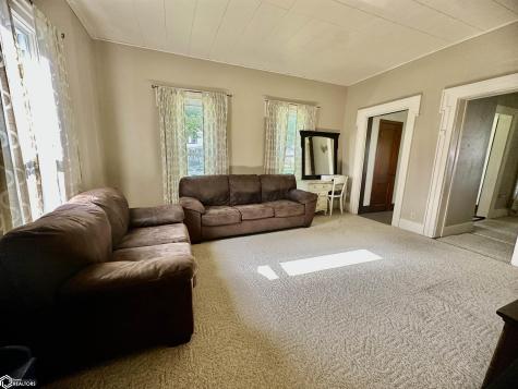 1301 S 1st Avenue Northwood IA 50459