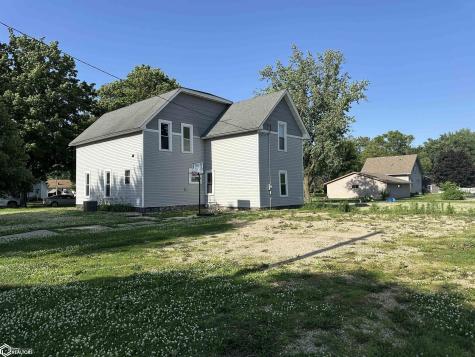 1301 S 1st Avenue Northwood IA 50459