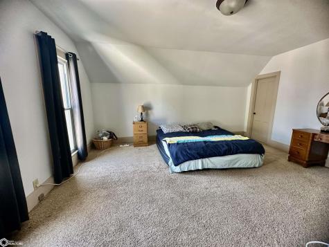 1301 S 1st Avenue Northwood IA 50459