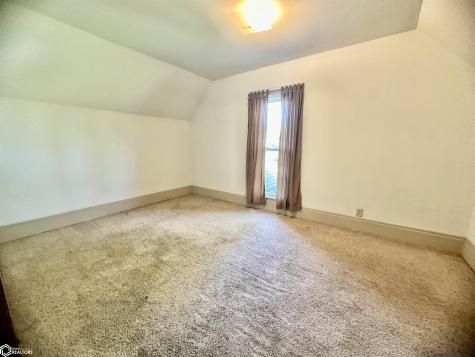 1301 S 1st Avenue Northwood IA 50459