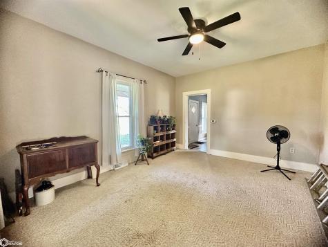 1301 S 1st Avenue Northwood IA 50459