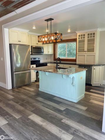 3805 480th Street Buffalo Center IA 50424