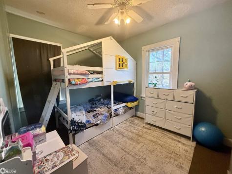 606 11th Street NE Mason City IA 50401