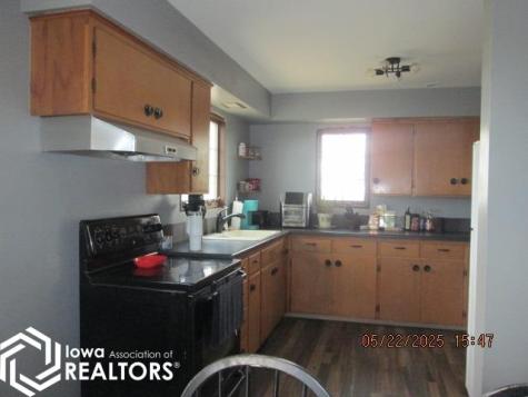 1720 180th Street Garner IA 50438