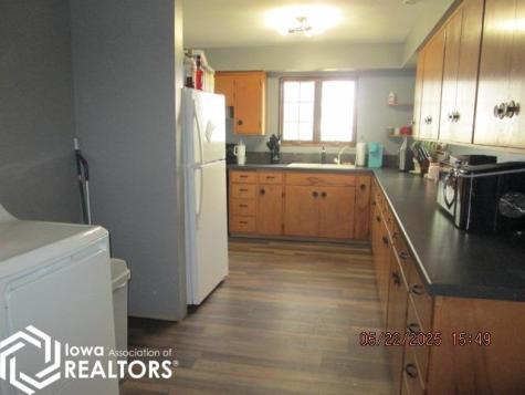 1720 180th Street Garner IA 50438