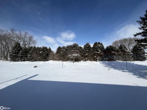 1443 Ivanhoe Avenue New Hampton IA 50659