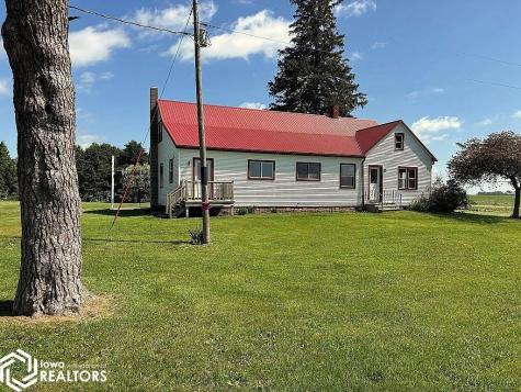 1443 Ivanhoe Avenue New Hampton IA 50659